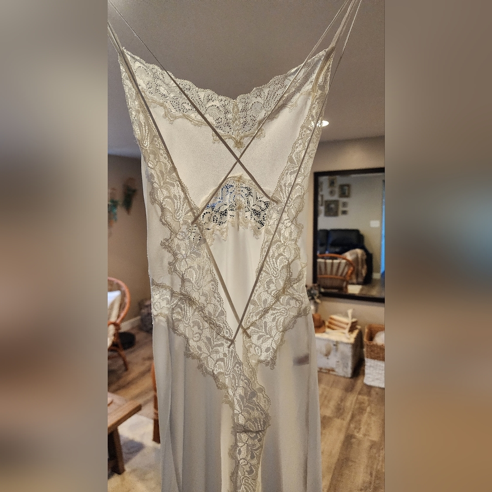 Jane woolrich Long Silk Gown